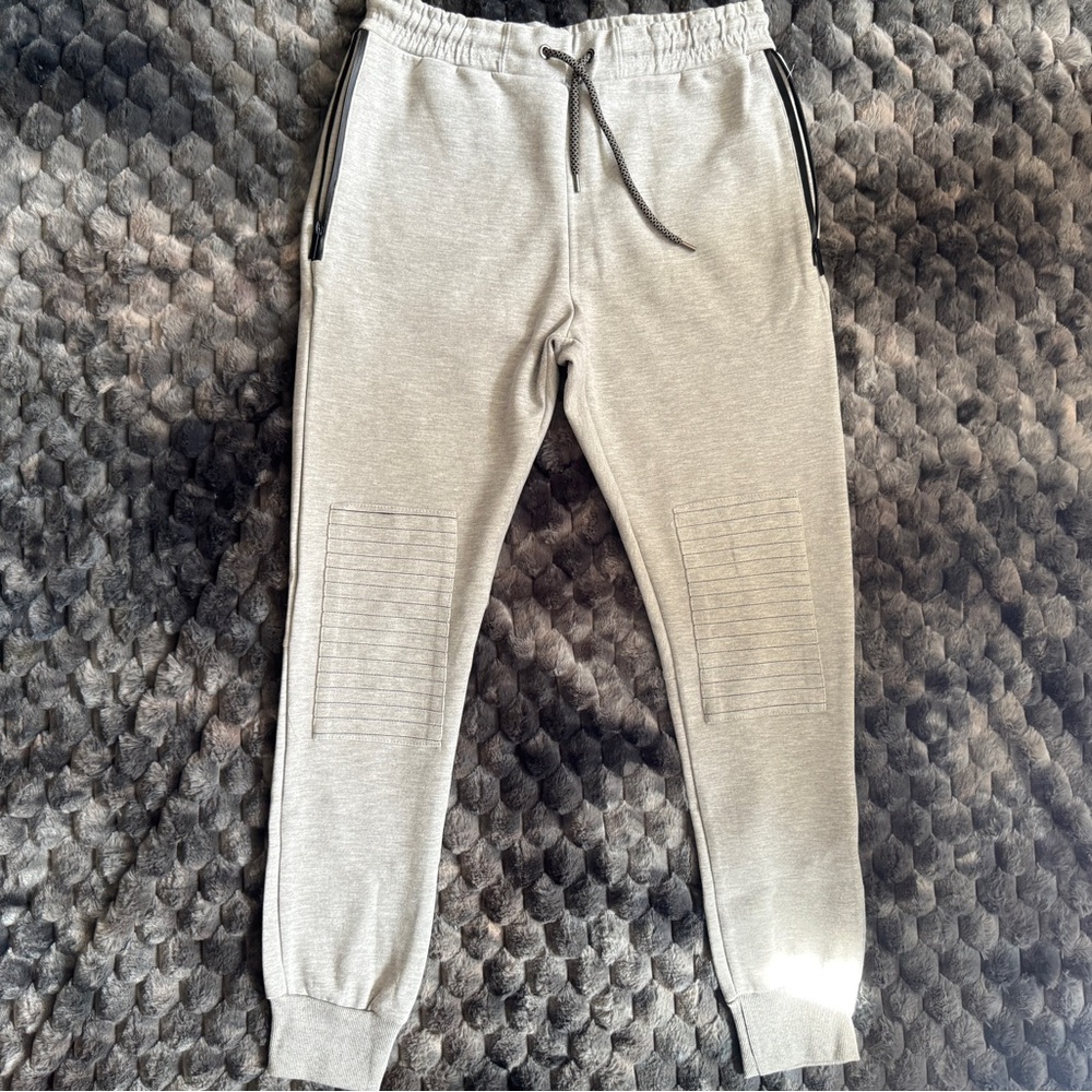 Galaxy By Harvic Men's Fleece-Lined Tapered Zippered Jogger (Grey)